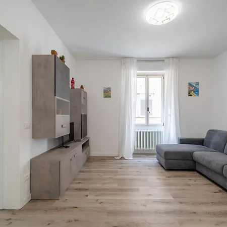 Centro - Bilocale Moderno Per 4 Ospiti Apartmán