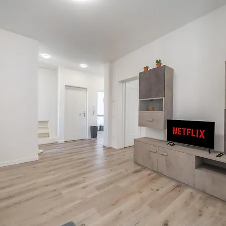 Centro - Bilocale Moderno Per 4 Ospiti Apartmán *