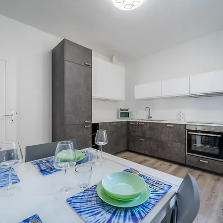 Apartmán Centro - Bilocale Moderno Per 4 Ospiti Como