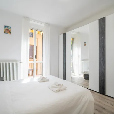Apartamento Centro - Bilocale Moderno Per 4 Ospiti