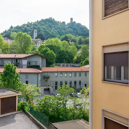 Apartmán Centro - Bilocale Moderno Per 4 Ospiti *